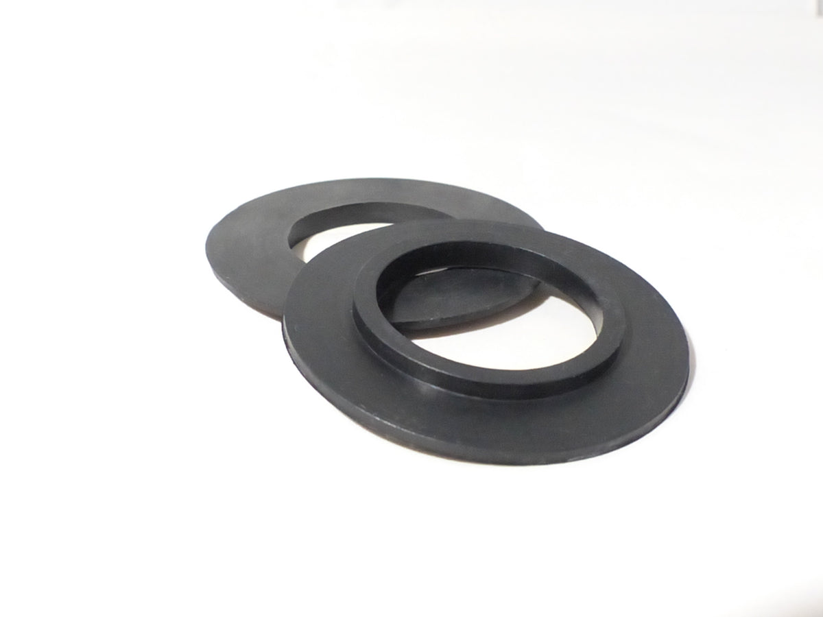 High-pressure rubber seal for hydraulic ram pump, original Fuxus Germany replacement part, shown in detailed close-up image.