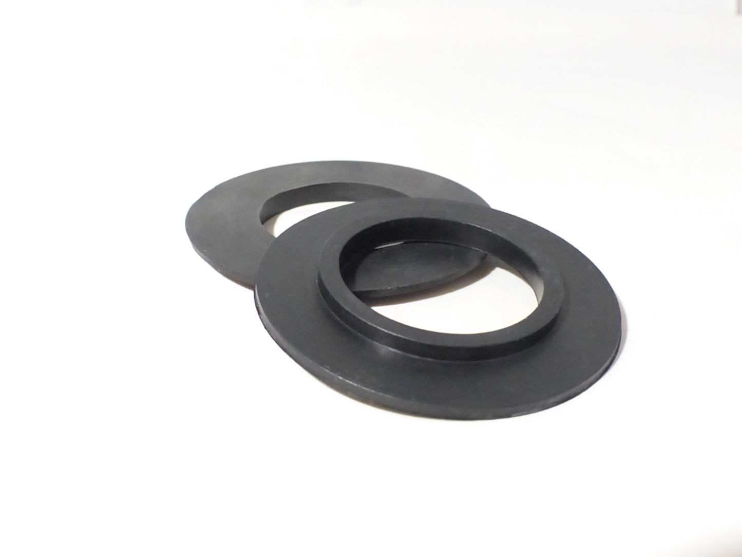 High-pressure rubber seal for hydraulic ram pump, original Fuxus Germany replacement part, shown in detailed close-up image.
