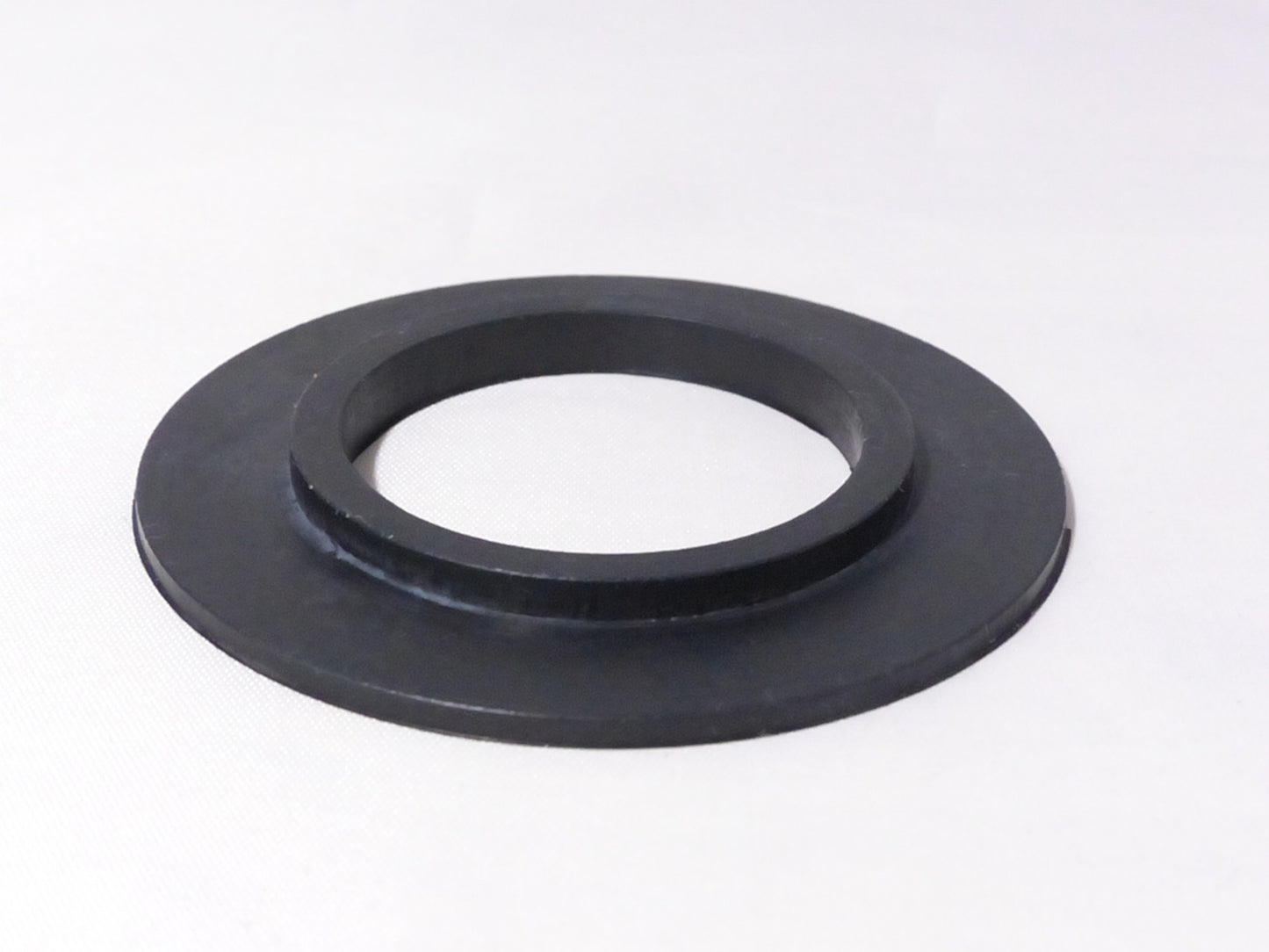 Fuxus Germany high-pressure rubber seal for hydraulic ram pump, replacement part, durable and flexible rubber component.