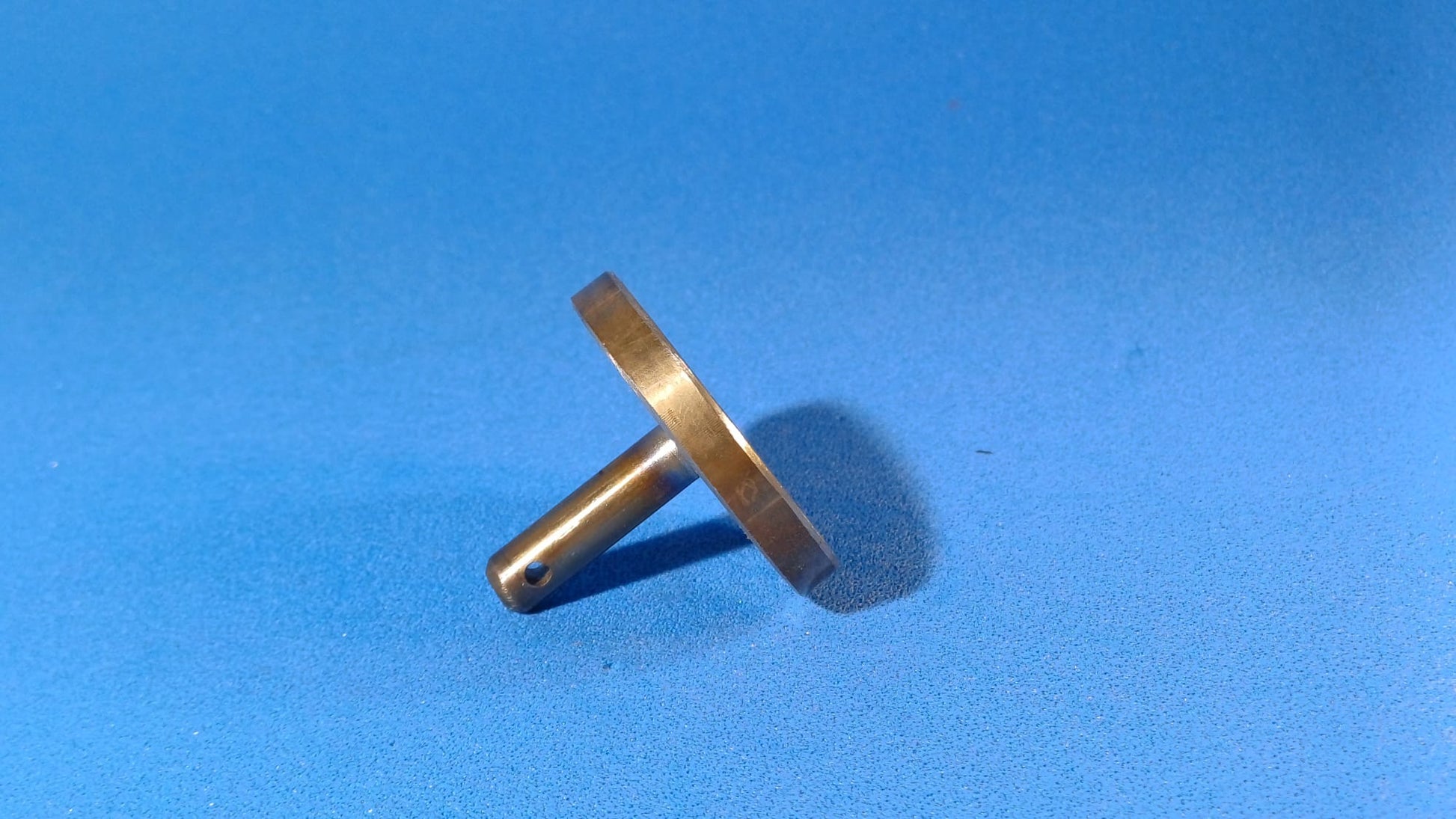 Fuxus original stainless steel valve for hydraulic ram water ram on a blue background